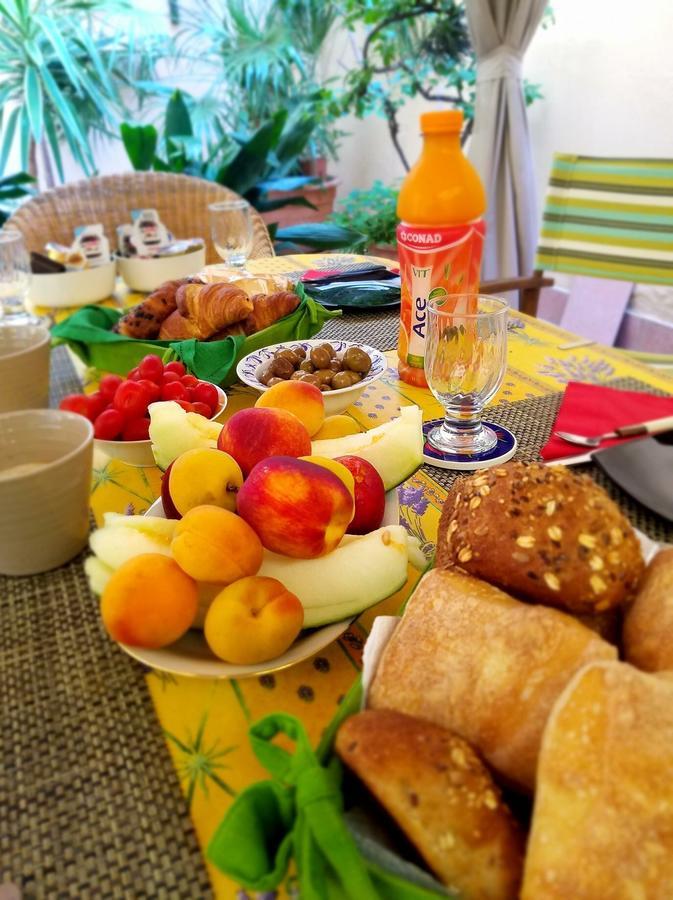 B&B Livingstone Cagliari Buitenkant foto